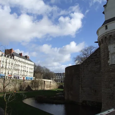 Welcome Le Pont Levis Nantes
